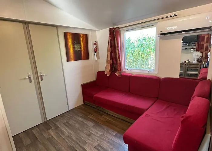 营地 Mobil-home Le Montourey *