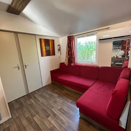 Camping Mobil-home Le Montourey *